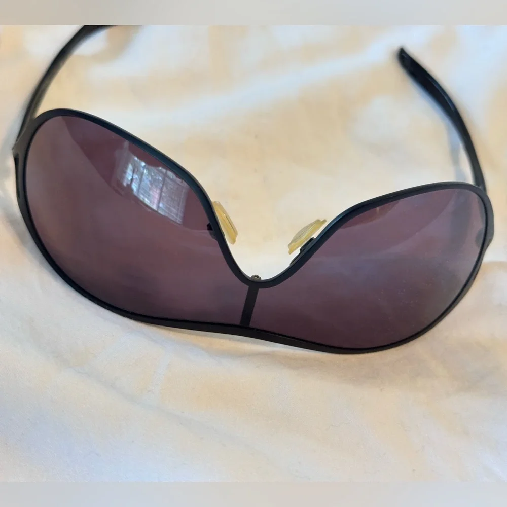 OAKLEY Deception Black Sunglasses Women’s Men’s Unisex w White Case & Bag Pouch